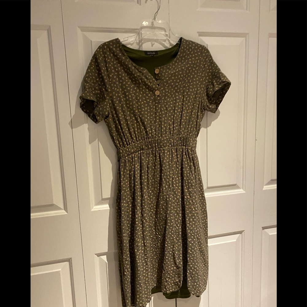 Roolee Pocketed Flower dress size Large